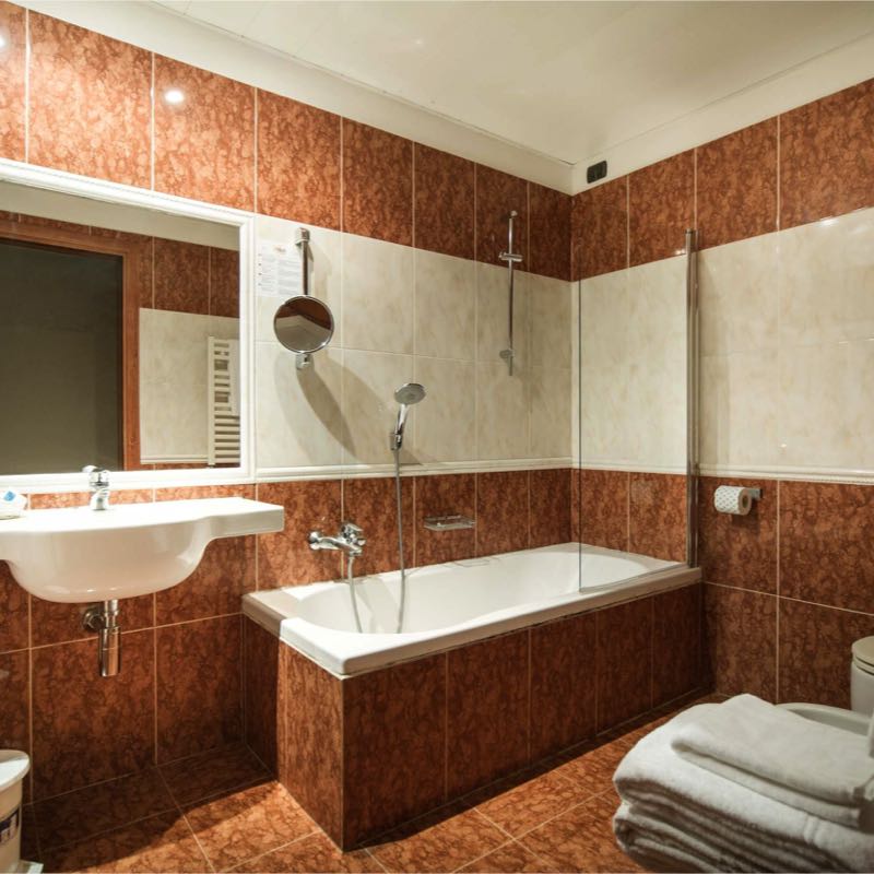 Comfortable And Elegant Rooms Near Venice Hotel Aaron Comfortable And Elegant Rooms Near Venice Hotel Aaron